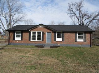 569 Lafayette Rd, Clarksville, TN 37042