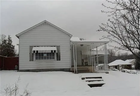 5551 Cherry St photo 1