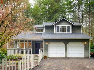 20265 Robin Ln NE, Suquamish, WA 98392