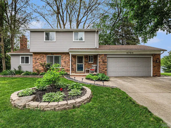 4784 Half Penny Ct, Commerce Township, MI 48382
