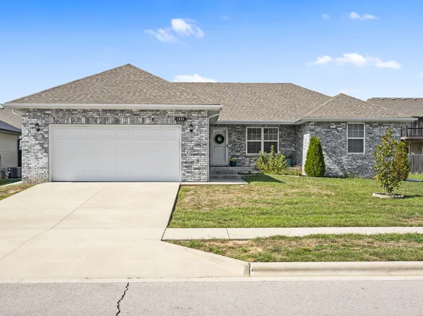 1331 S Venice Avenue, Republic, MO 65738
