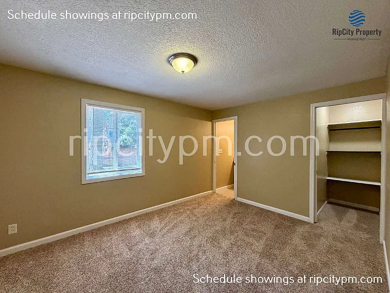 17500 E Burnside St — Photo 15