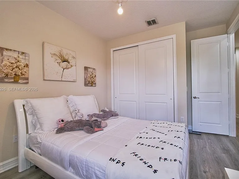 129 Riverwalk Cir E #129 — Photo 12