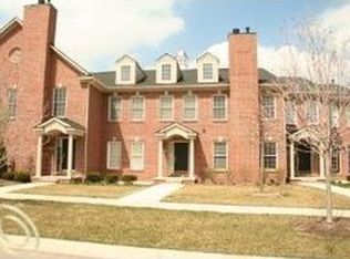198 N Village Way, Canton, MI 48188