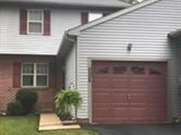 2003 Acorn Dr, Lebanon, PA 17042