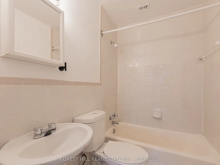 291 Avenue Rd #507 — Photo 13