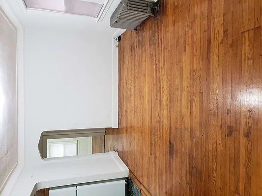 Rented by Vision Global Realty Inc | media 1