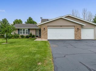 10971 Borage Trl, Roscoe, IL 61073