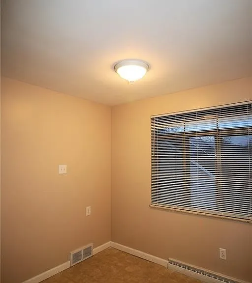 617 E Robinson Ave — Photo 12