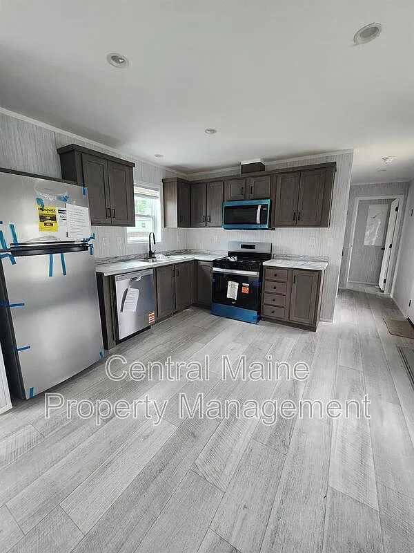 2 bed, 2.0 bath, 840 sqft, $1,350 — Photo 1