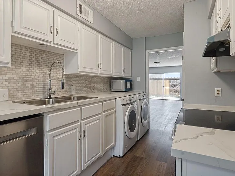 14447 Misty Meadow Ln — Photo 5