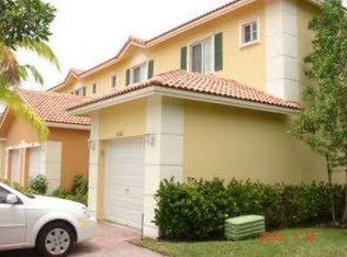 8202 Santa Monica Ave, Tamarac, FL 33321