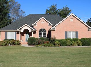 104 Dodgen Rd, Hampton, GA 30228