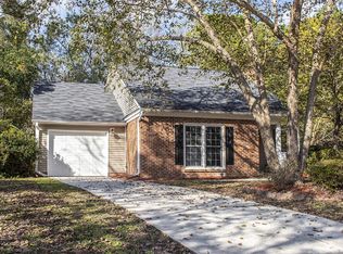 123 Chownings Ln, Goose Creek, SC 29445