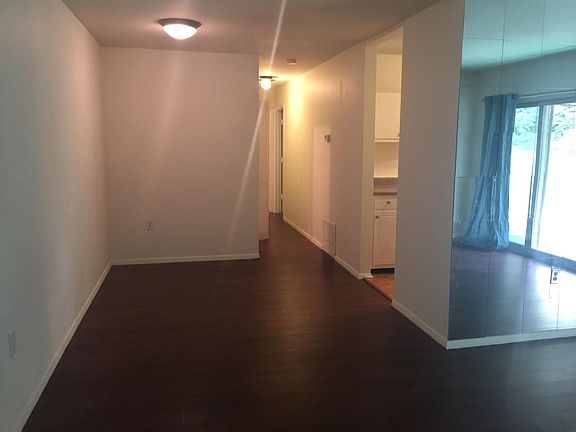 2nd image of 1875 Lee Hwy APT 35