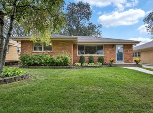 10615 W Woodward Ave, Wauwatosa, WI 53222