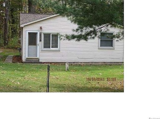 1st image of 16415 Geneva Dr