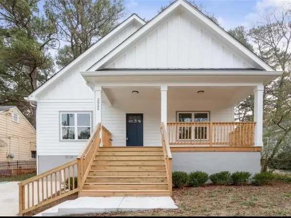 2932 Palm Dr, East Pt, GA 30344