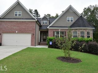 5465 Hopewell Manor Dr, Cumming, GA 30028