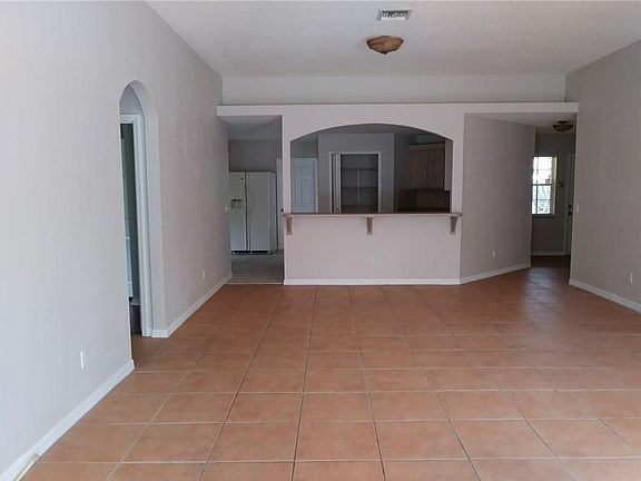 4th image of 1290 SW Melrose