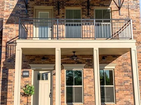 9205 Ra Young Jr Dr, Fort Smith, AR 72916