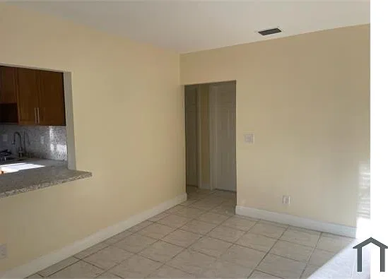 2 bed, 1027 sqft, $2,650 — Photo 2