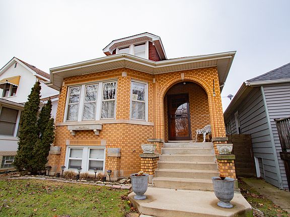 2nd image of 5356 N Nordica Ave