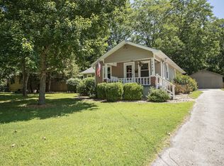 2448 N Albertha Ave, Springfield, MO 65803