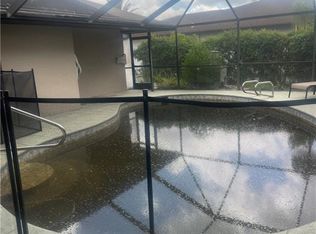 6037 Macbeth Ln, Fort Myers, FL 33908