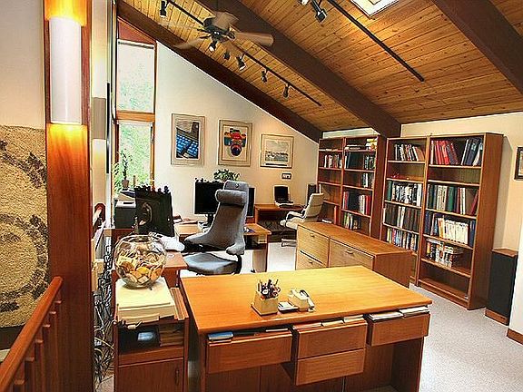 loft home office