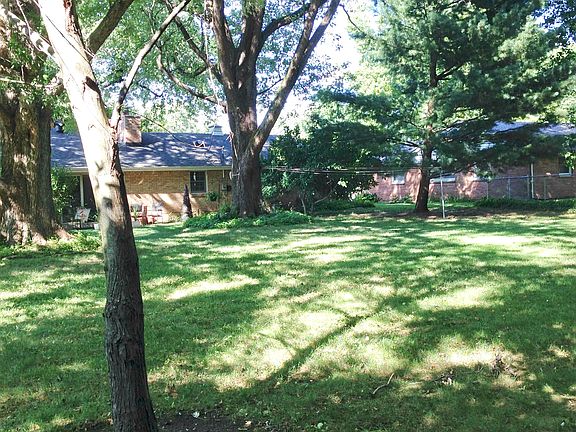 2nd image of 2491 S Linda Dr