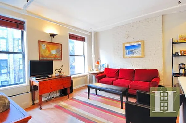 Rented by Halstead Real Estate | media 8