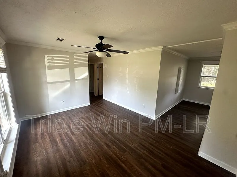 4 bed, 1.5 bath, 1224 sqft, $1,395 — Photo 4