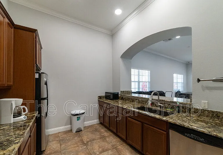 6646 S Goldenrod Rd #A — Photo 31