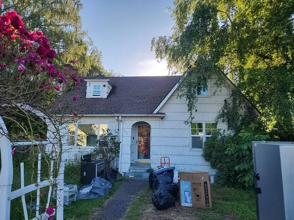 975 Dale St, Woodland, WA 98674