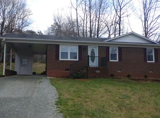 340 N Koontz Rd, Lexington, NC 27295