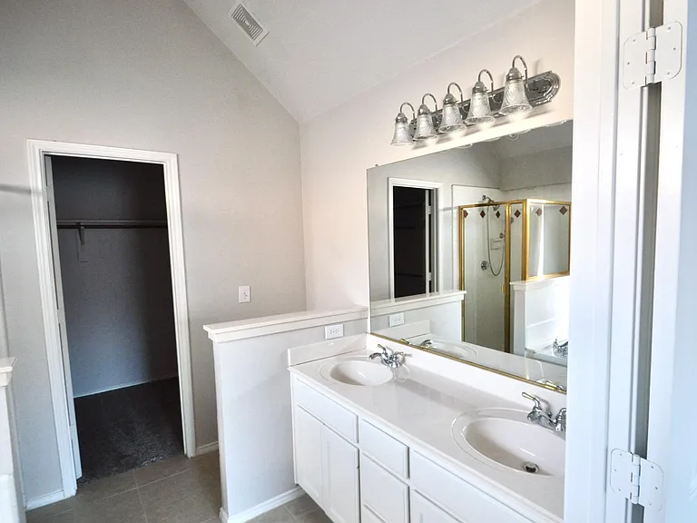 10817 Red Cedar Dr — Photo 21