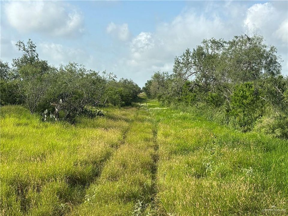 2nd image of 0 N Expressway Service Rd