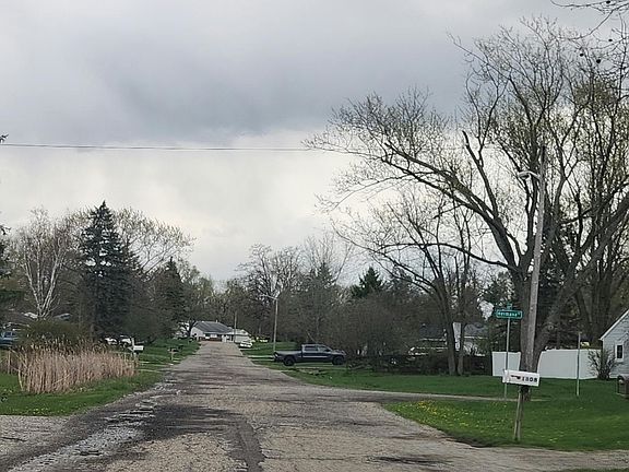 5th image of 1763 Henbert Rd
