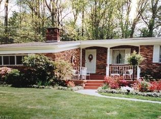 21 Sleepy Hollow Dr, Asheville, NC 28805