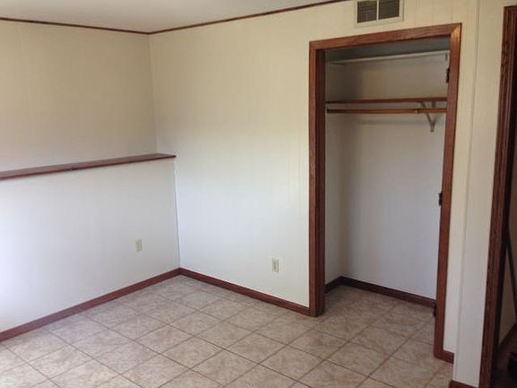 3rd image of 444 29th Ave N