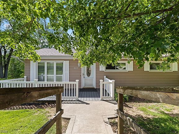 4th image of 267 Kings Dr