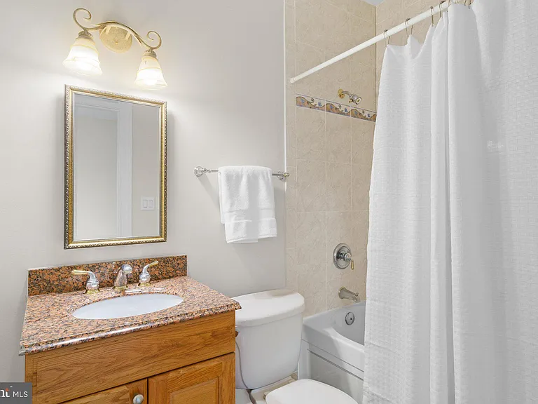1310 Forestwood Dr — Photo 27