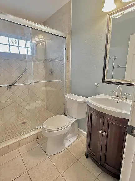 542 Longfellow Blvd — Photo 6
