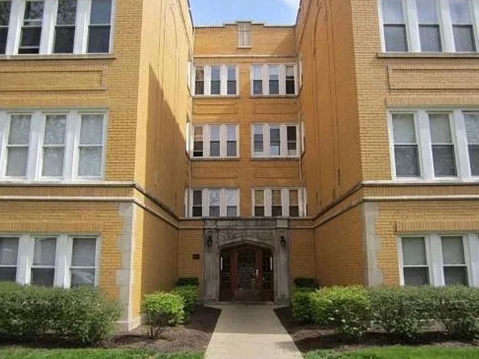 1st image of 6309 N Albany Ave APT 1A