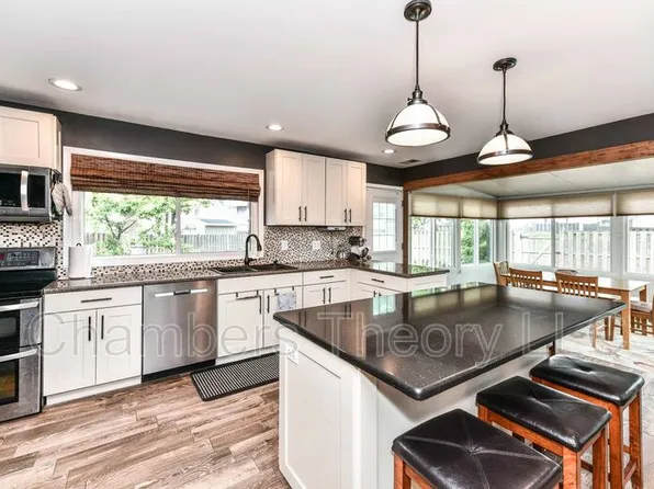 49 Thrush Rd, Sterling, VA 20164