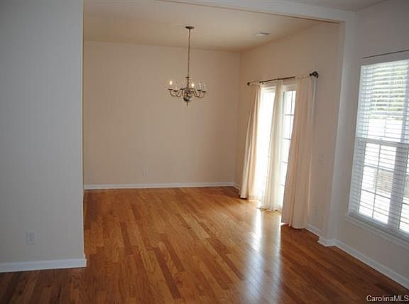 3rd image of 10345 Blakeney Preserve Dr