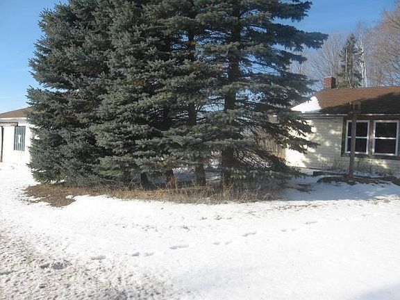 3rd image of 14118 N Allis Hwy