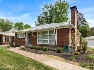 215 Biltmore Rd, Bellewood, KY 40207