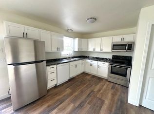 1228 Sunfield St, Sun Prairie, WI 53590